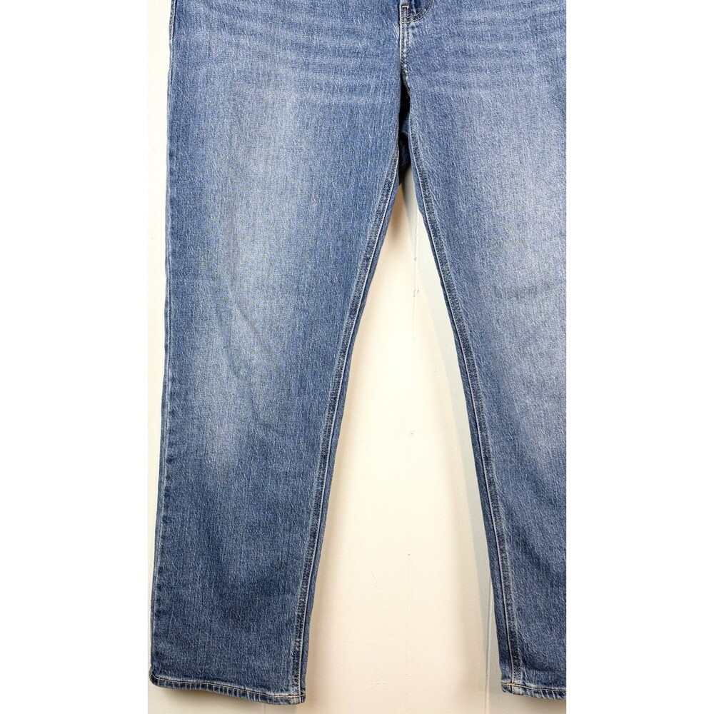 Old Navy Women's Jeans Mid Rise Wow Boyfriend denim Medium Wash Size 12 Petite - Picture 6 of 9